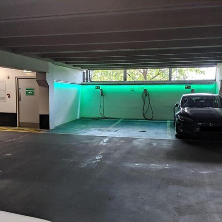 Deluxe City Modern Apt&Free Parking No Balcony Leeds  Bagian luar foto