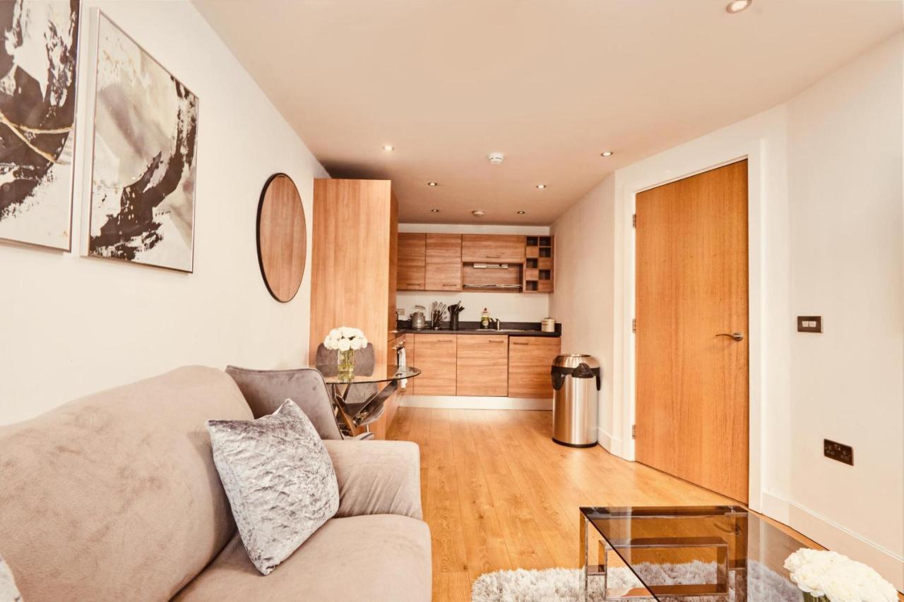 Deluxe City Modern Apt&Free Parking No Balcony Leeds  Bagian luar foto