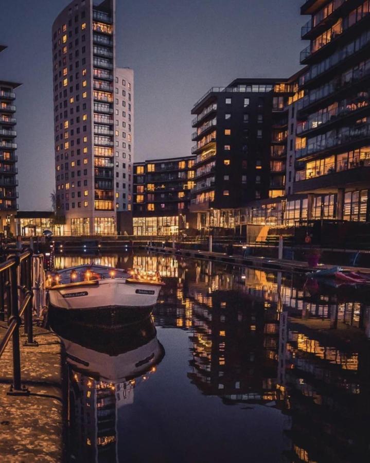 Deluxe City Modern Apt&Free Parking No Balcony Leeds  Bagian luar foto