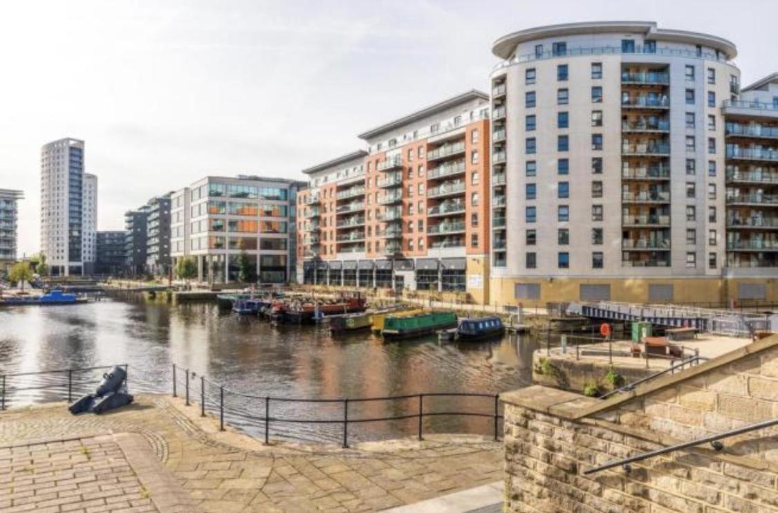 Deluxe City Modern Apt&Free Parking No Balcony Leeds  Bagian luar foto